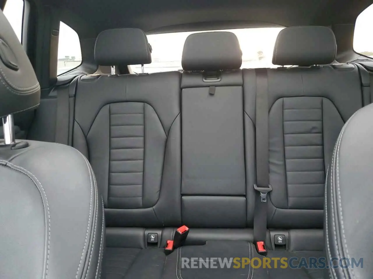 10 Photograph of a damaged car 5UXTR9C54KLP97724 BMW X3 2019