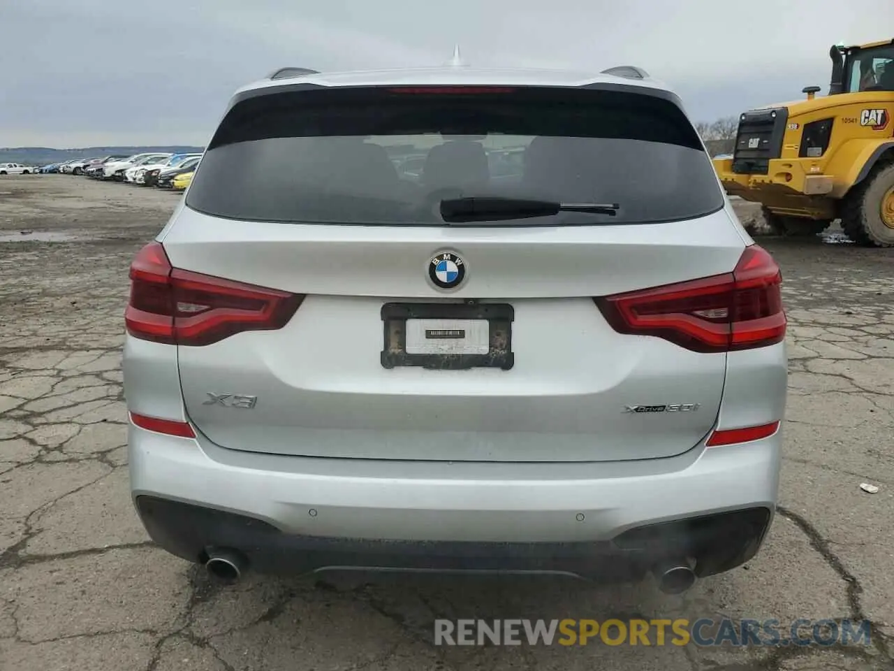 6 Photograph of a damaged car 5UXTR9C54KLP97724 BMW X3 2019