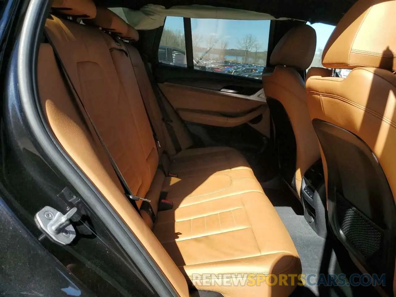 11 Photograph of a damaged car 5UXTR9C54KLR05467 BMW X3 2019