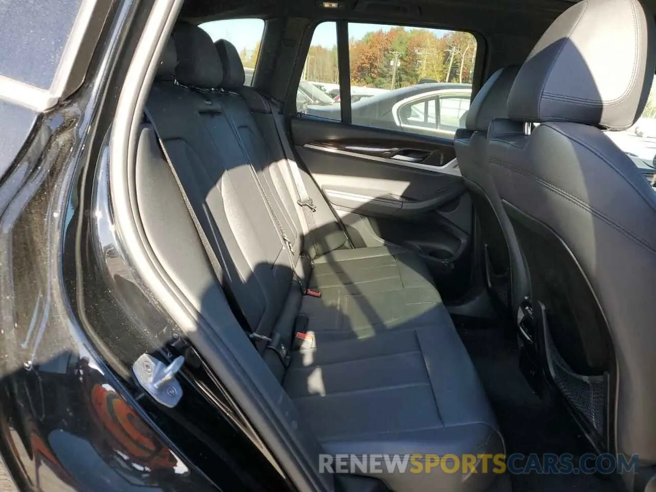 11 Photograph of a damaged car 5UXTR9C55KLD90479 BMW X3 2019