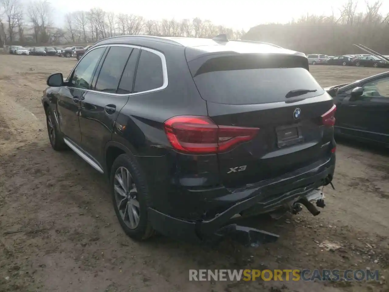 3 Photograph of a damaged car 5UXTR9C55KLD96332 BMW X3 2019