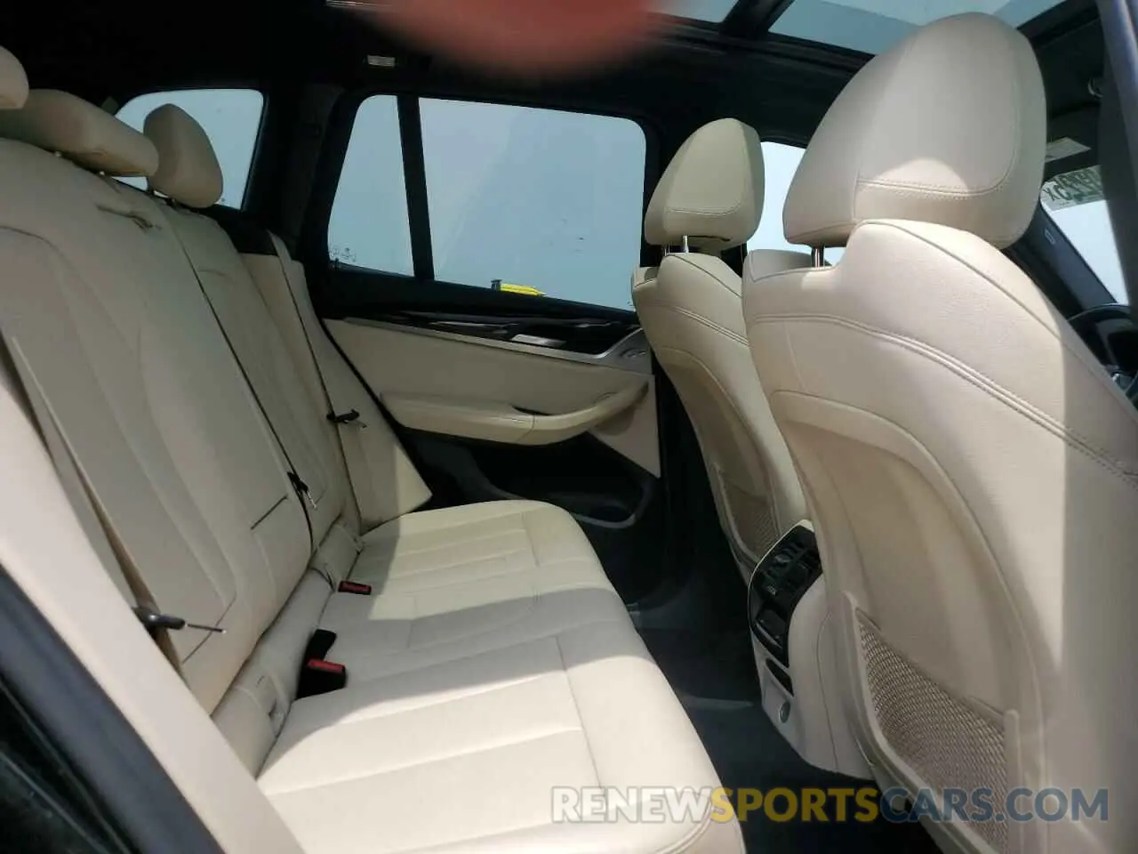 11 Photograph of a damaged car 5UXTR9C55KLD97674 BMW X3 2019