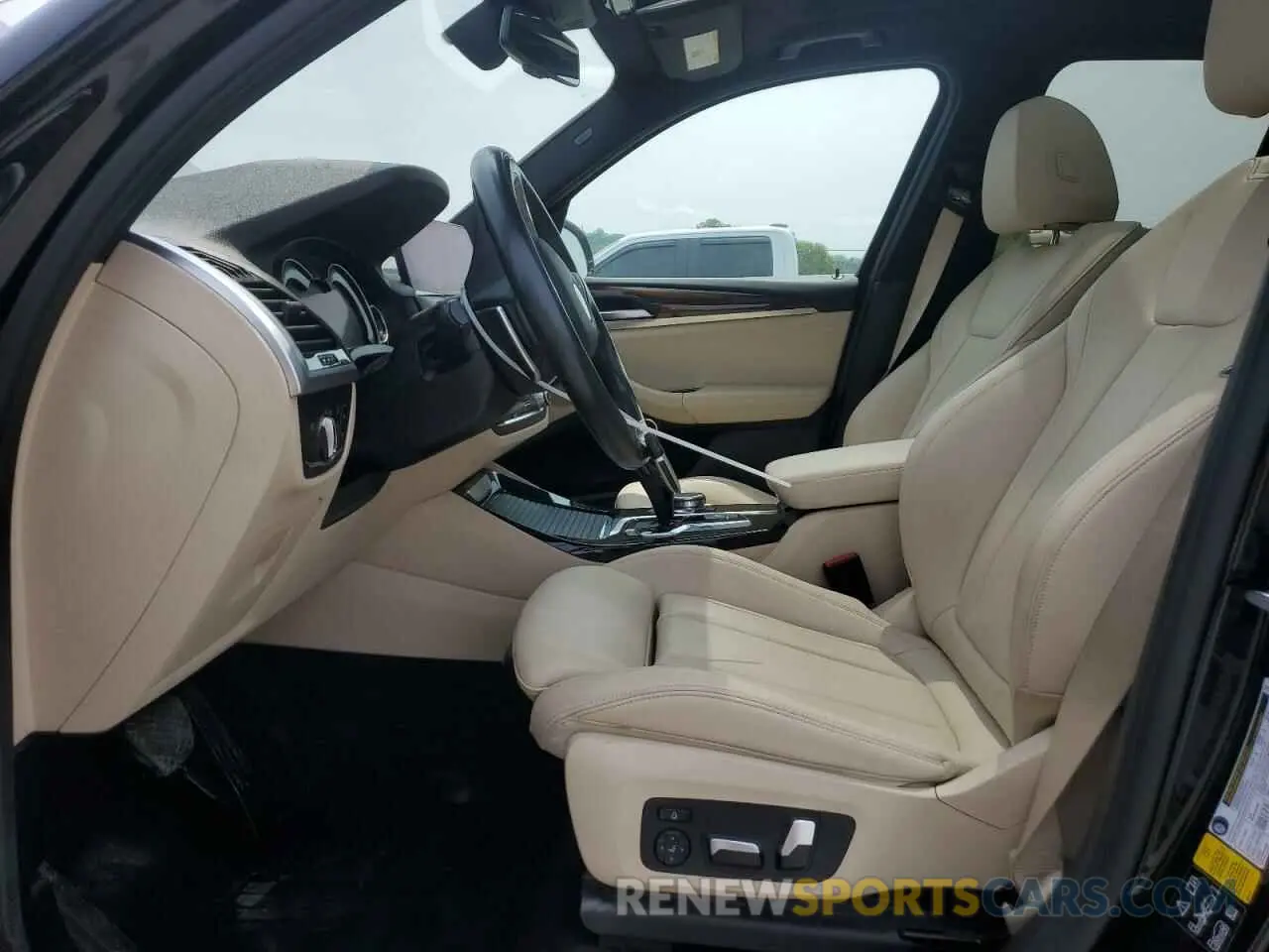 7 Photograph of a damaged car 5UXTR9C55KLD97674 BMW X3 2019