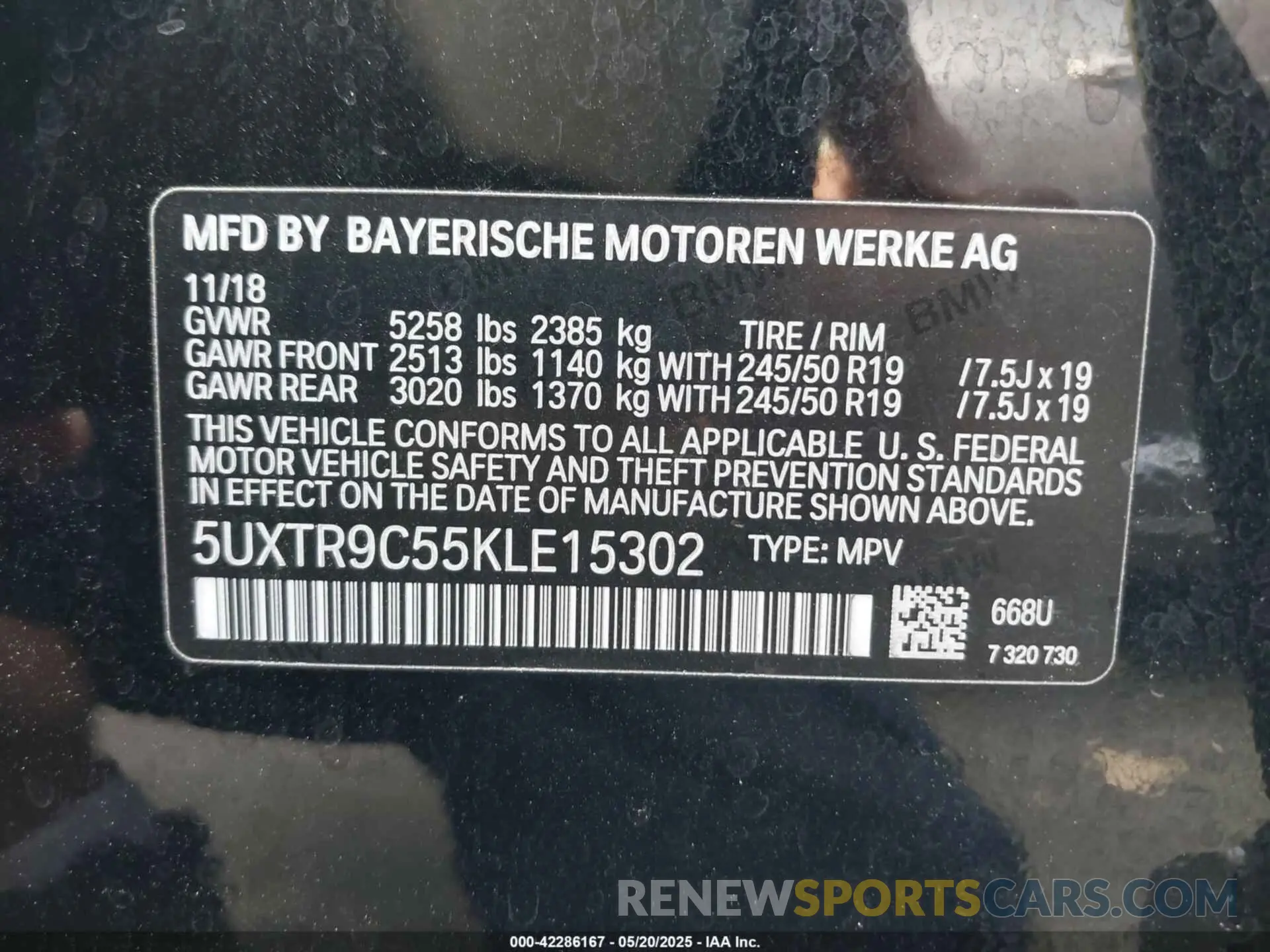 9 Photograph of a damaged car 5UXTR9C55KLE15302 BMW X3 2019