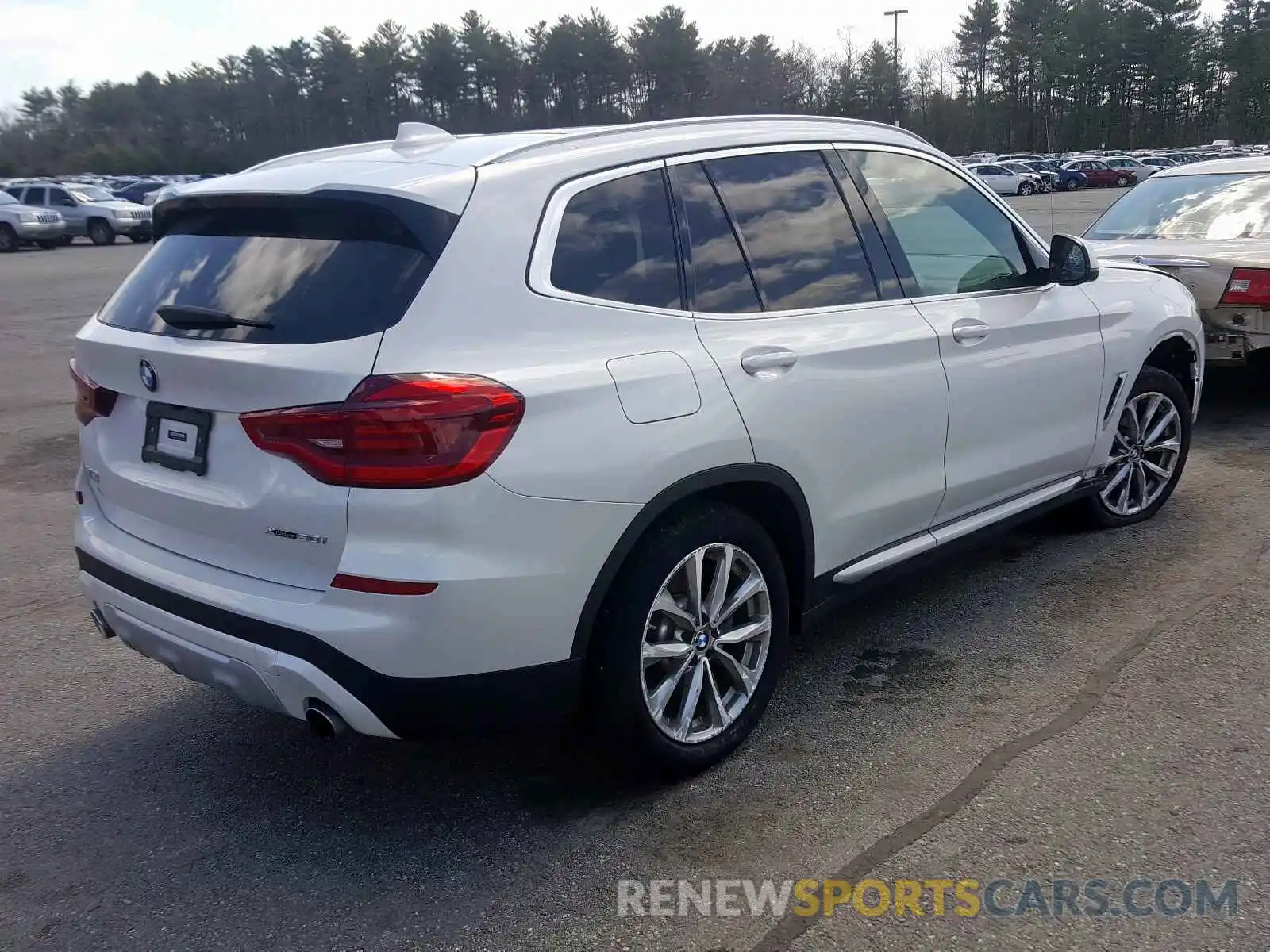 4 Photograph of a damaged car 5UXTR9C55KLE20872 BMW X3 2019