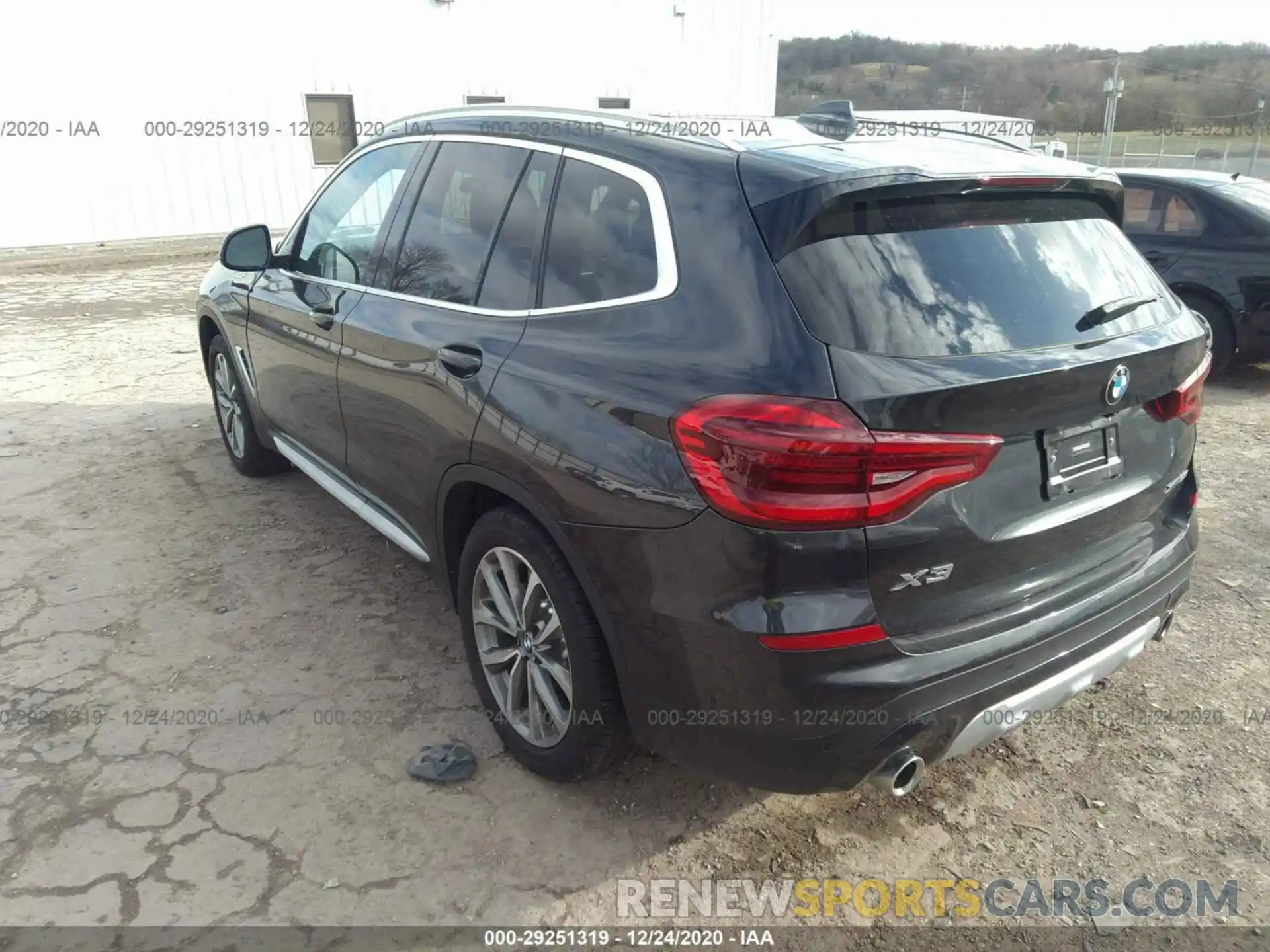 3 Photograph of a damaged car 5UXTR9C55KLP87509 BMW X3 2019