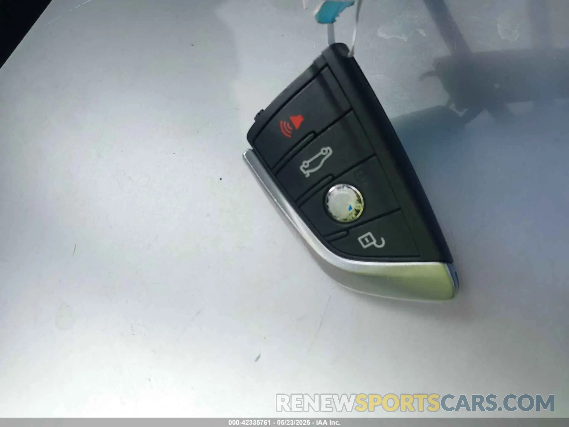 11 Photograph of a damaged car 5UXTR9C55KLP91754 BMW X3 2019