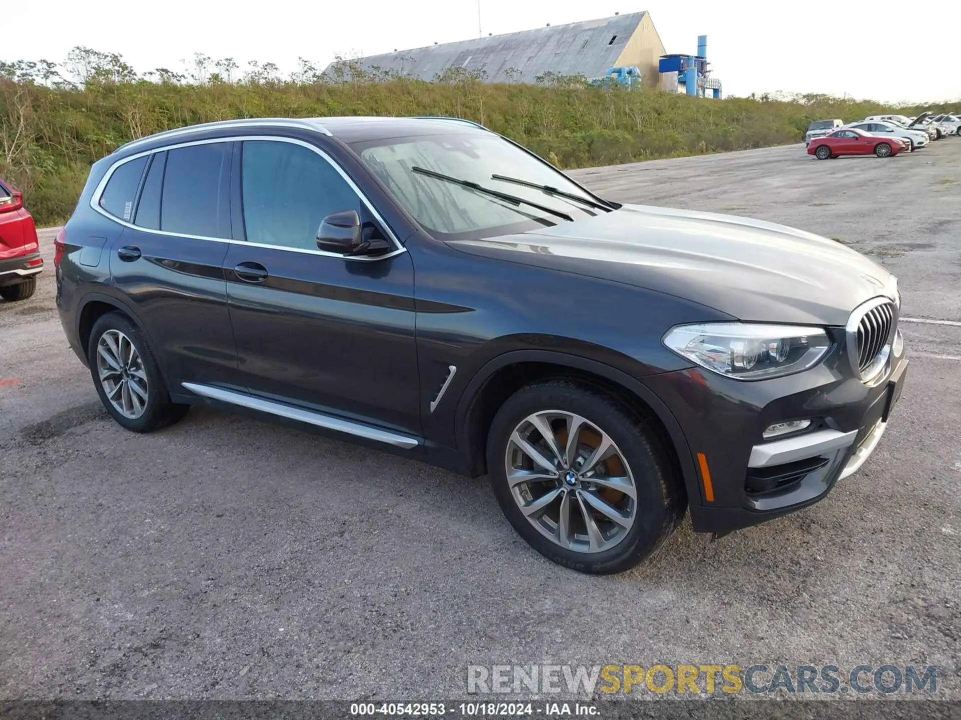 1 Photograph of a damaged car 5UXTR9C55KLR05283 BMW X3 2019