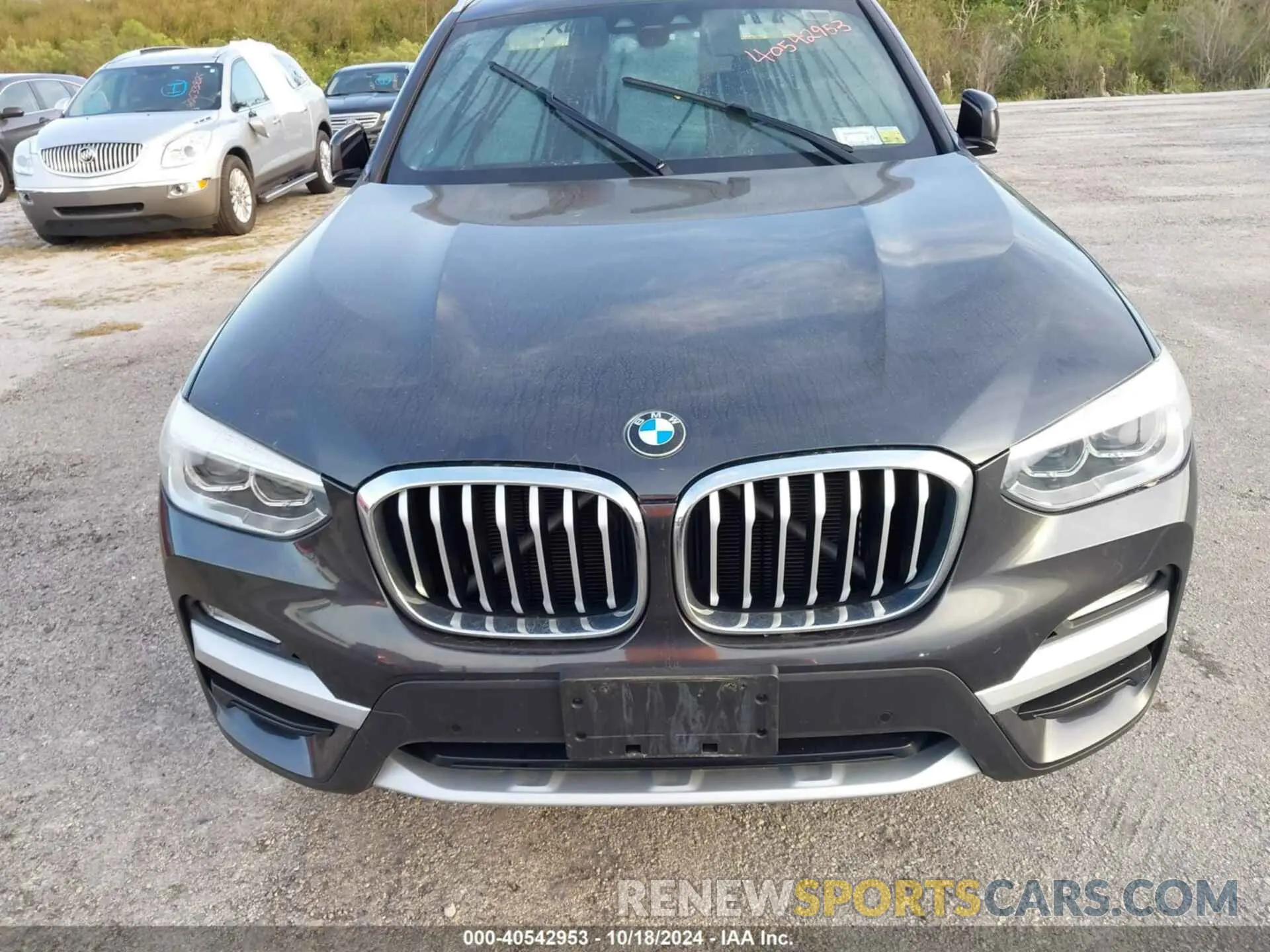 6 Photograph of a damaged car 5UXTR9C55KLR05283 BMW X3 2019