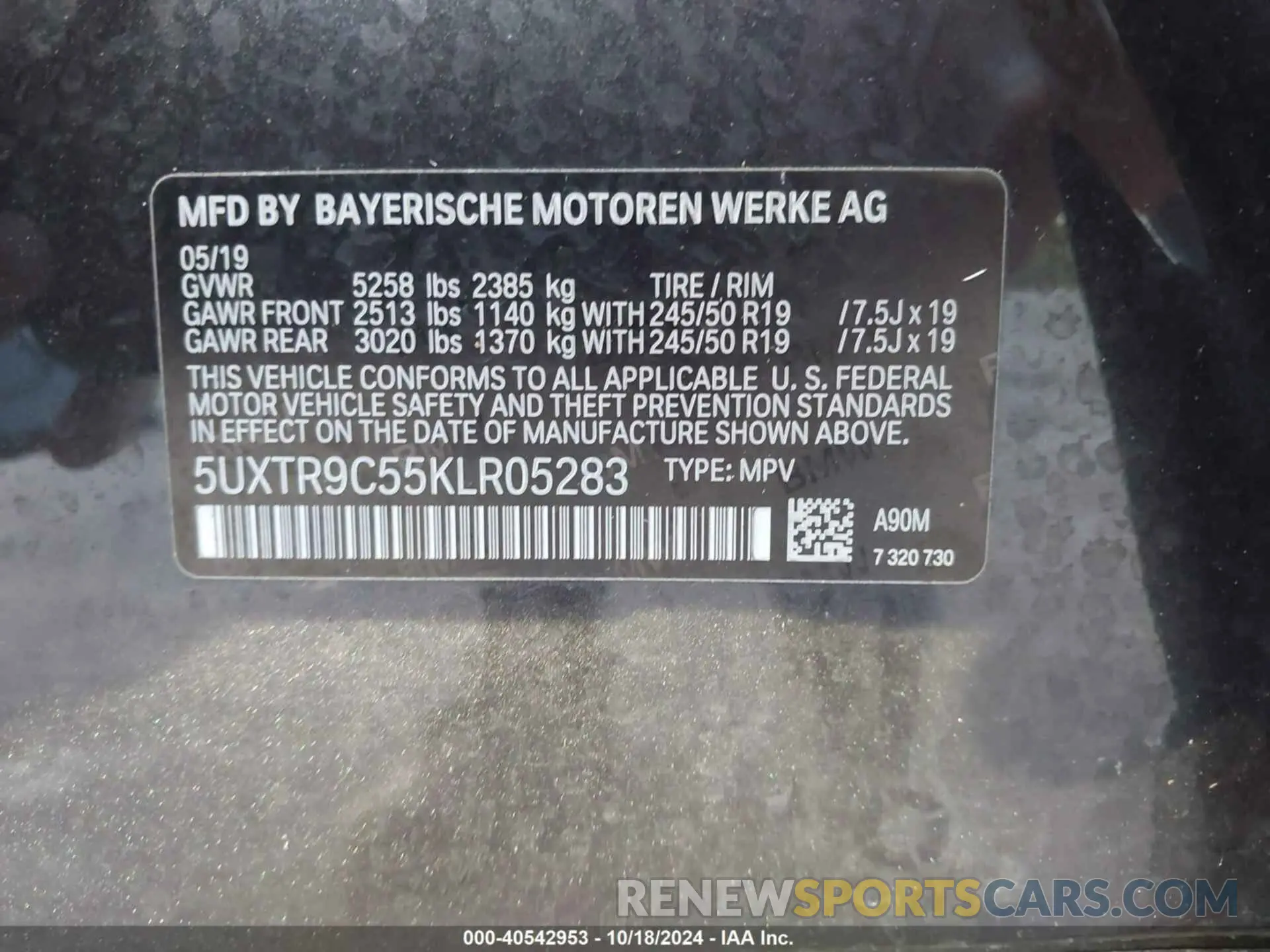 9 Photograph of a damaged car 5UXTR9C55KLR05283 BMW X3 2019