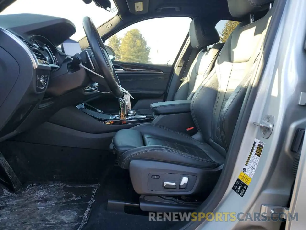 7 Photograph of a damaged car 5UXTR9C55KLR05347 BMW X3 2019