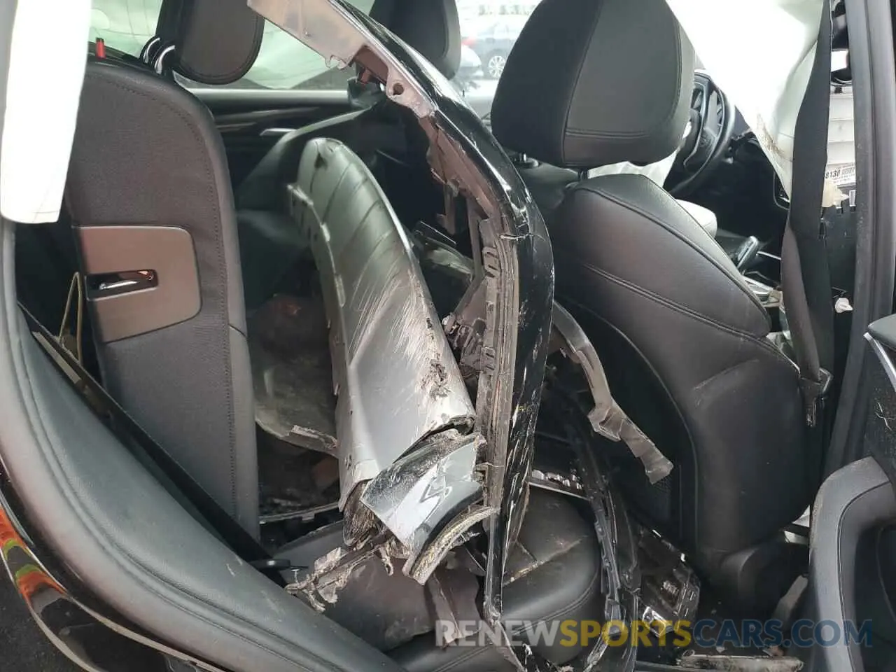 11 Photograph of a damaged car 5UXTR9C56KLD91088 BMW X3 2019