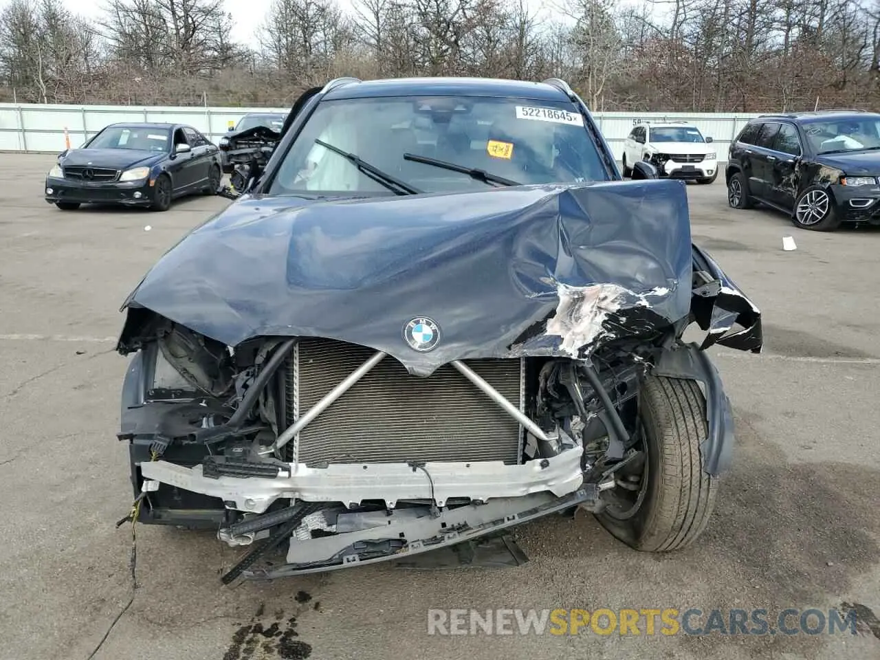 5 Photograph of a damaged car 5UXTR9C56KLD91088 BMW X3 2019