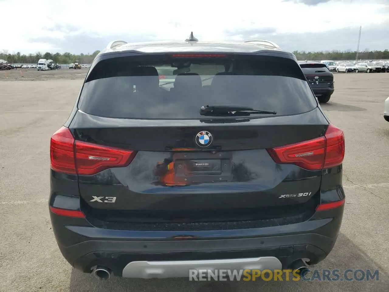 6 Photograph of a damaged car 5UXTR9C56KLD91088 BMW X3 2019