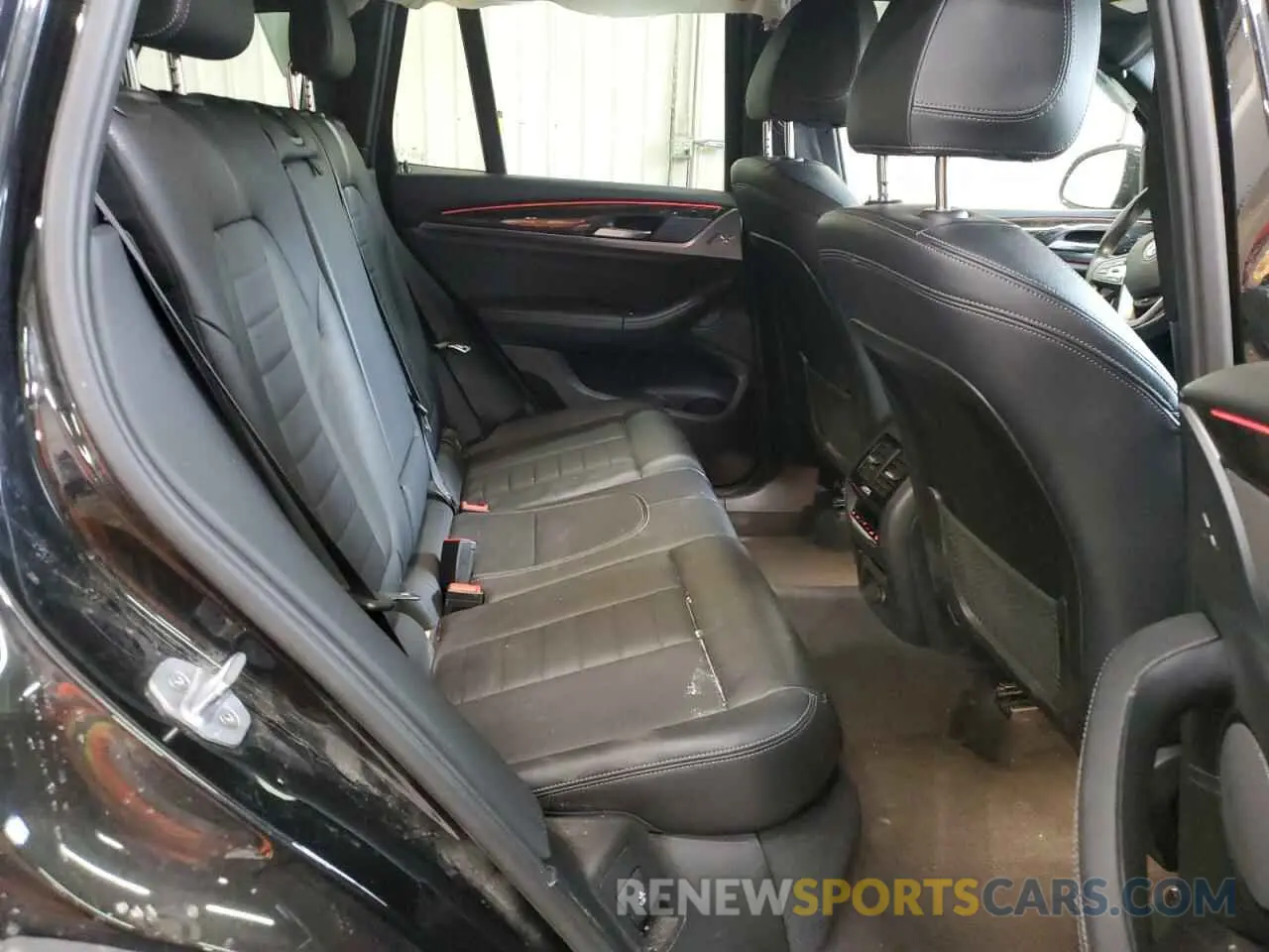 11 Photograph of a damaged car 5UXTR9C56KLD92998 BMW X3 2019