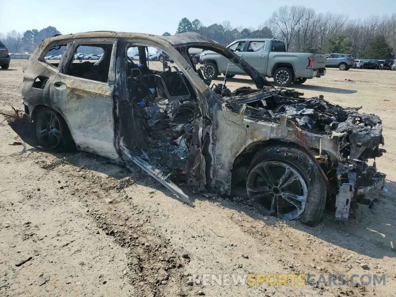4 Photograph of a damaged car 5UXTR9C56KLD93584 BMW X3 2019