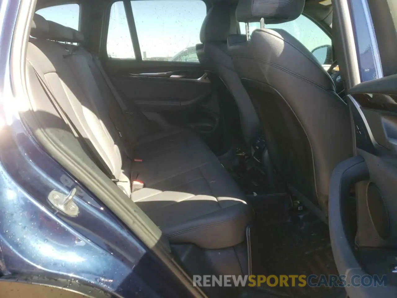 11 Photograph of a damaged car 5UXTR9C56KLD96176 BMW X3 2019