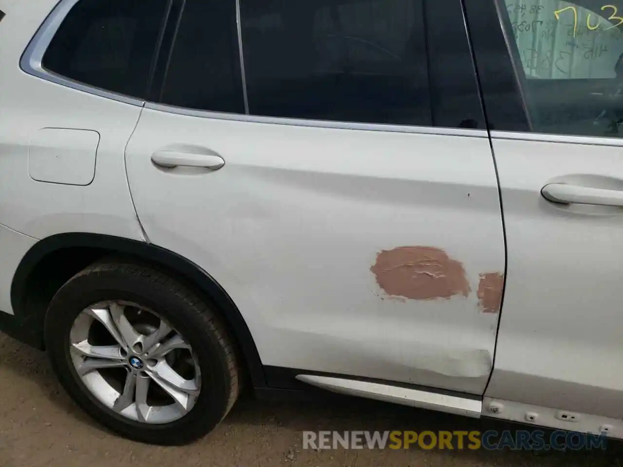 9 Photograph of a damaged car 5UXTR9C56KLE18726 BMW X3 2019