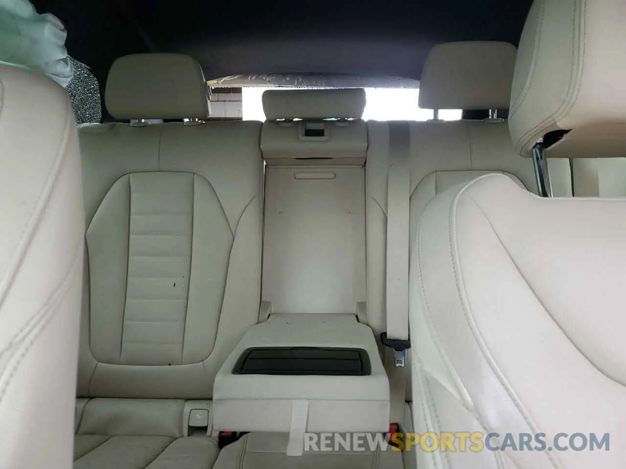 10 Photograph of a damaged car 5UXTR9C56KLE18970 BMW X3 2019