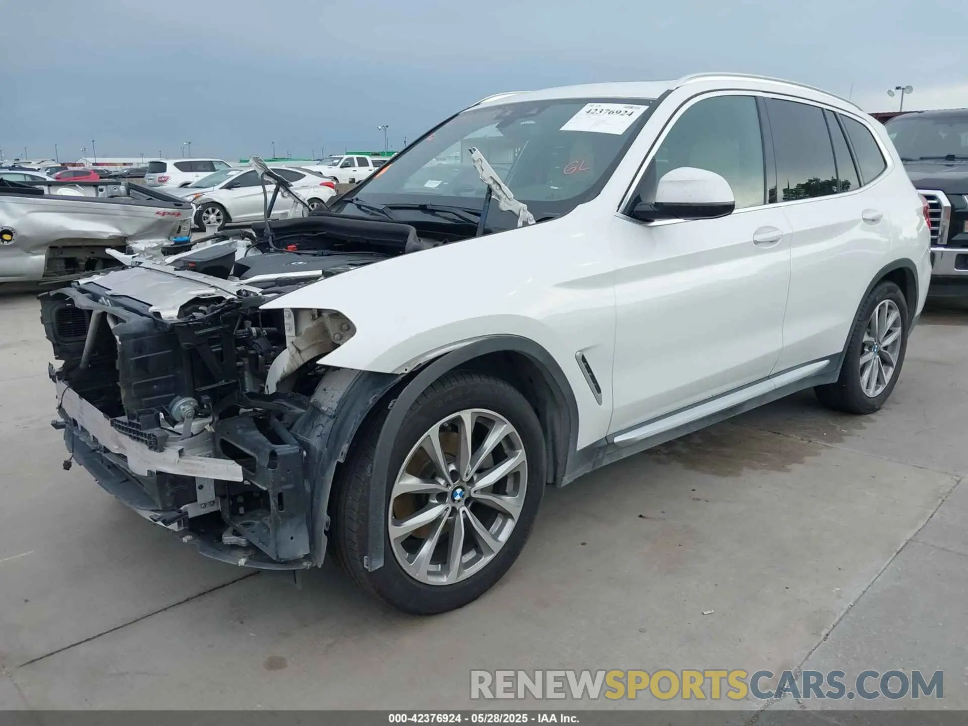 2 Photograph of a damaged car 5UXTR9C56KLP83808 BMW X3 2019