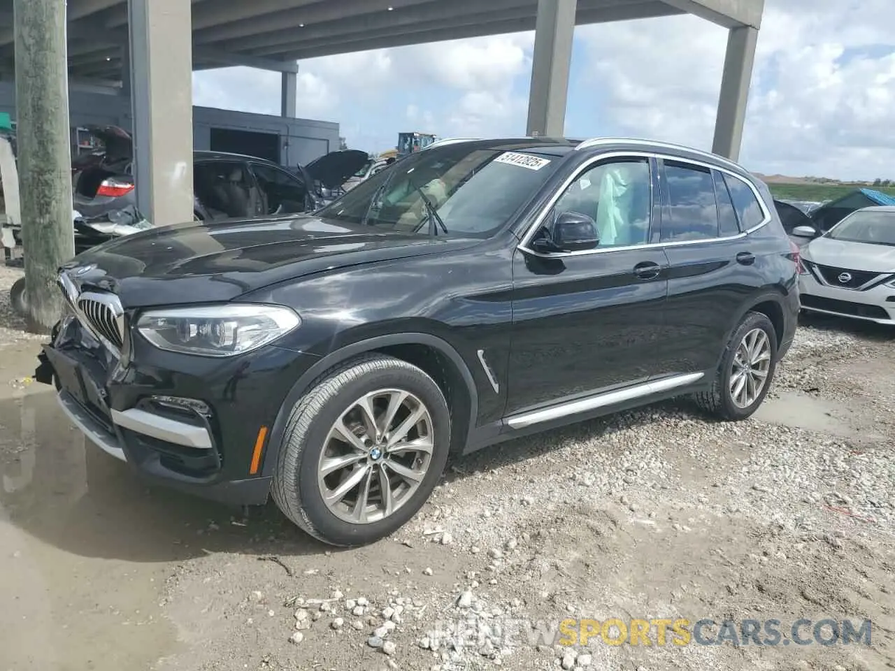 1 Photograph of a damaged car 5UXTR9C56KLP92122 BMW X3 2019