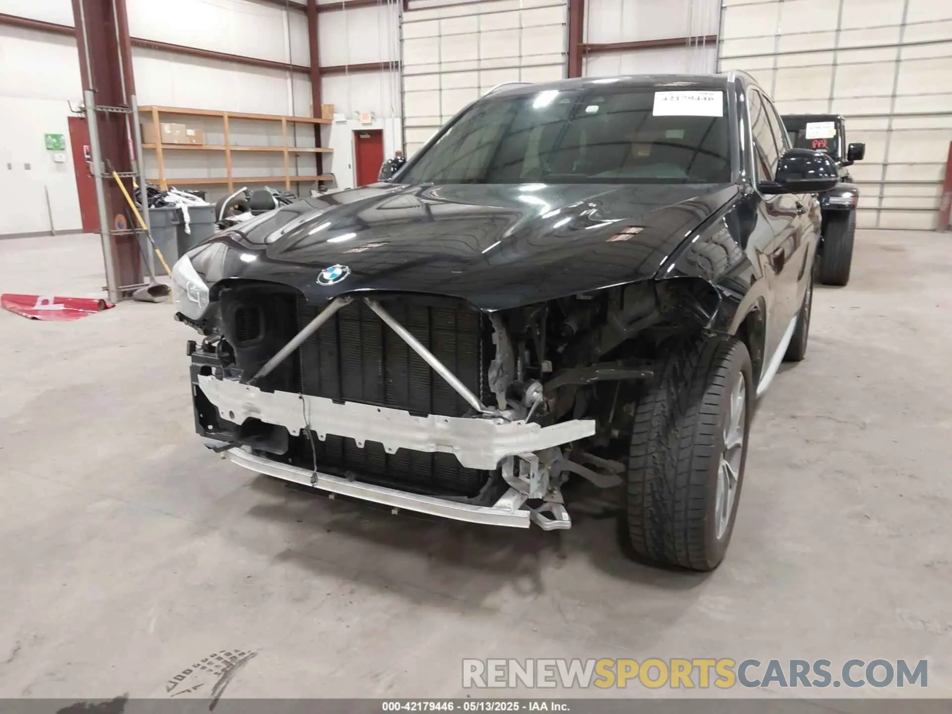 6 Photograph of a damaged car 5UXTR9C56KLP97112 BMW X3 2019