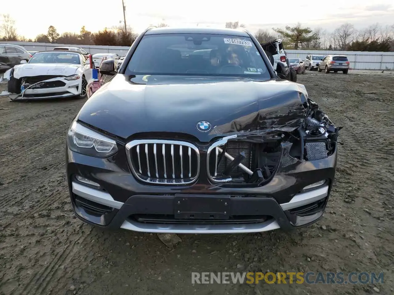 5 Photograph of a damaged car 5UXTR9C56KLP97482 BMW X3 2019