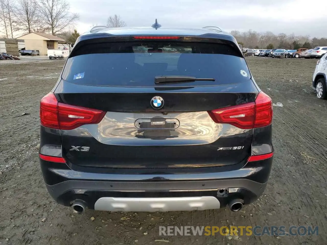 6 Photograph of a damaged car 5UXTR9C56KLP97482 BMW X3 2019