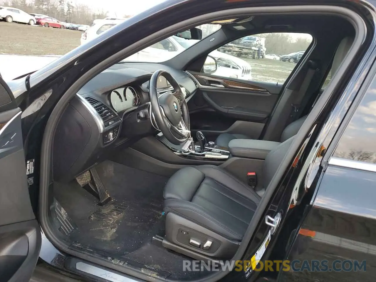 7 Photograph of a damaged car 5UXTR9C56KLP97482 BMW X3 2019