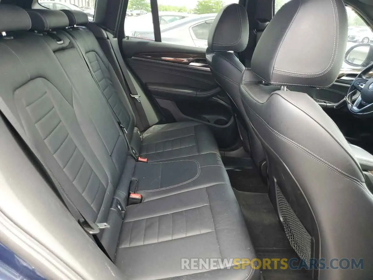 11 Photograph of a damaged car 5UXTR9C56KLR04806 BMW X3 2019