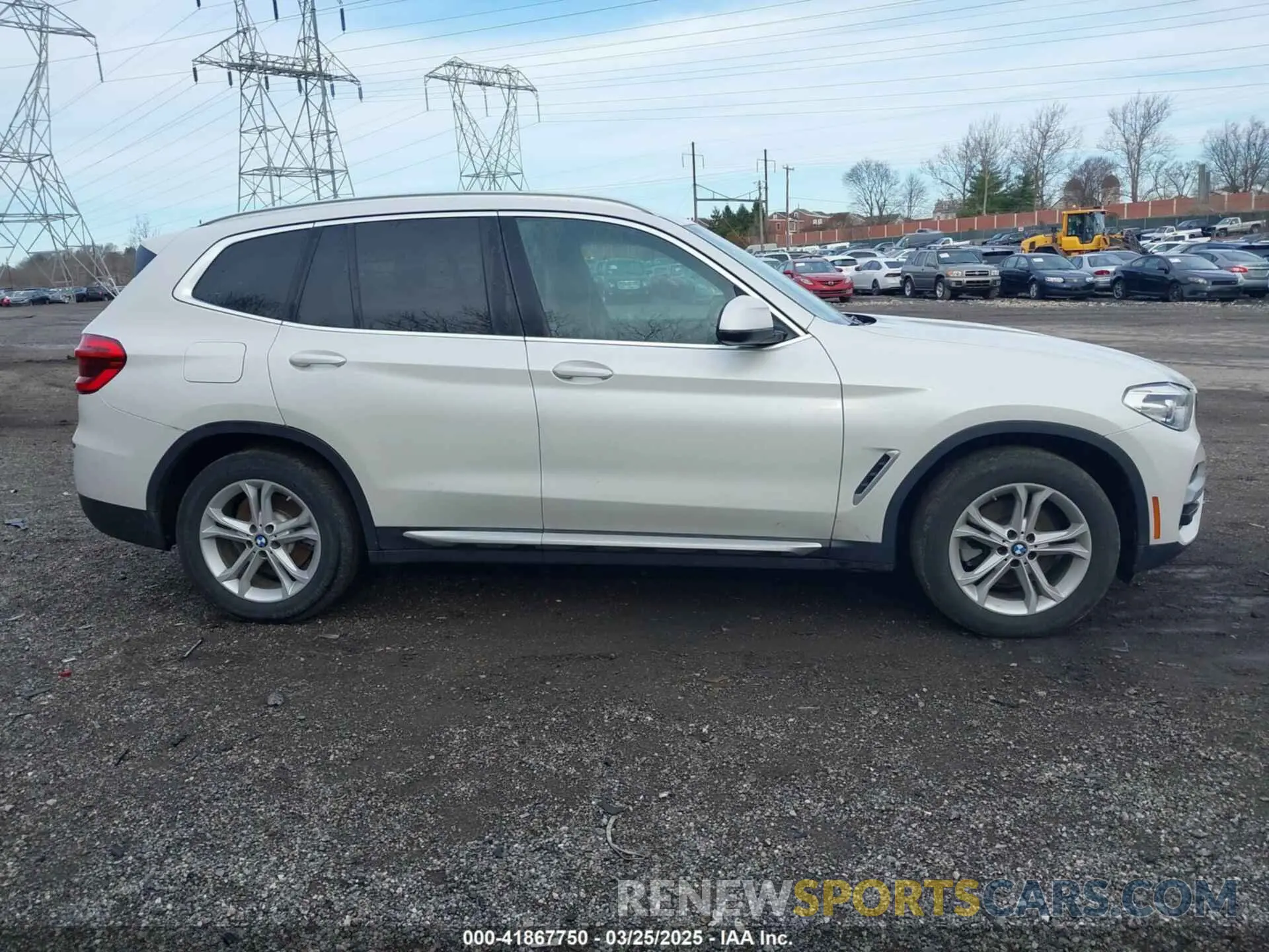 13 Photograph of a damaged car 5UXTR9C56KLR07639 BMW X3 2019