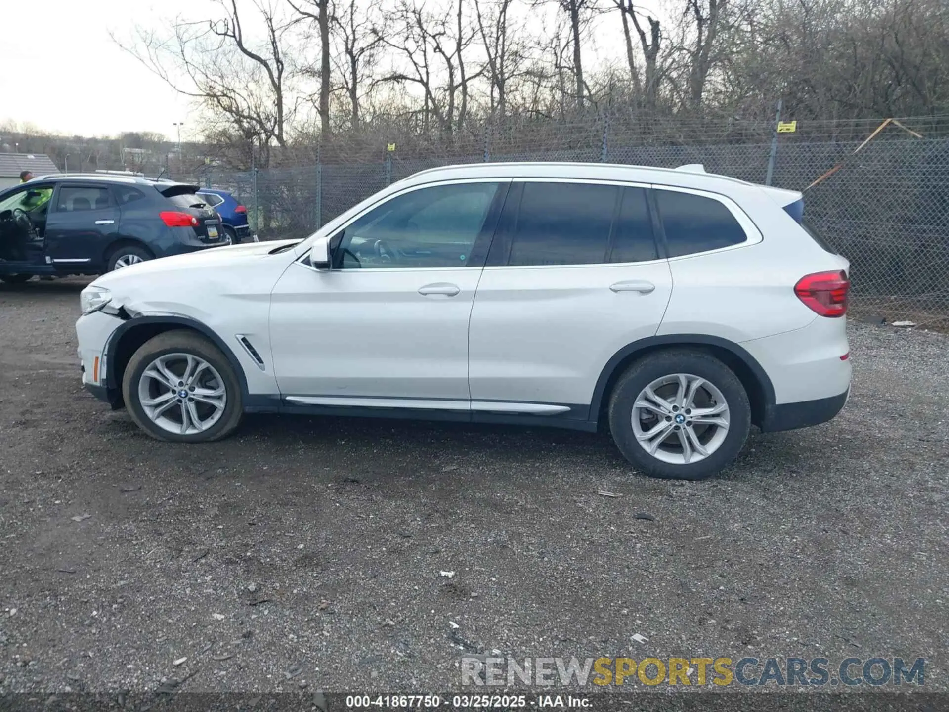 14 Photograph of a damaged car 5UXTR9C56KLR07639 BMW X3 2019