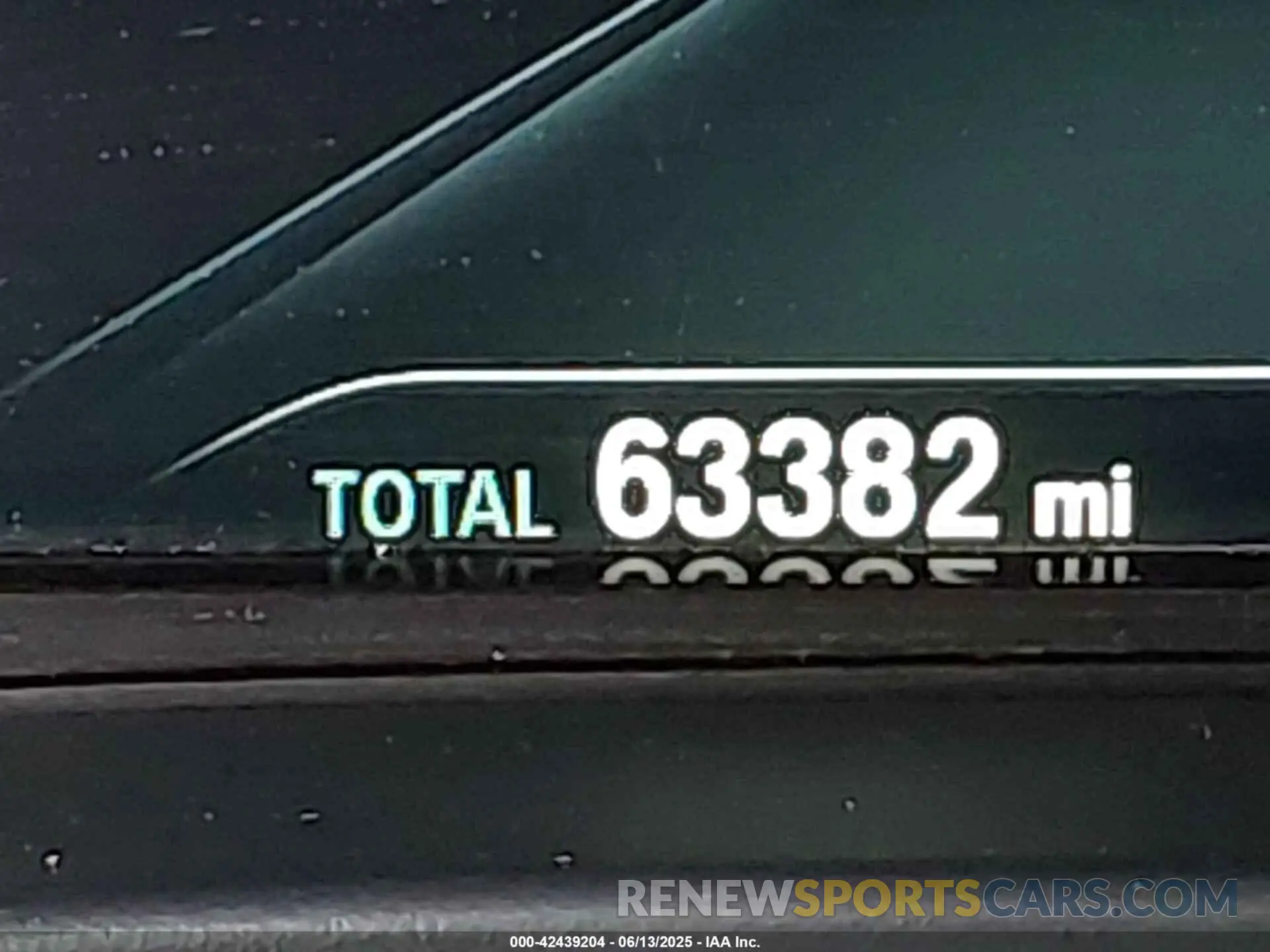 15 Photograph of a damaged car 5UXTR9C56KLR08208 BMW X3 2019