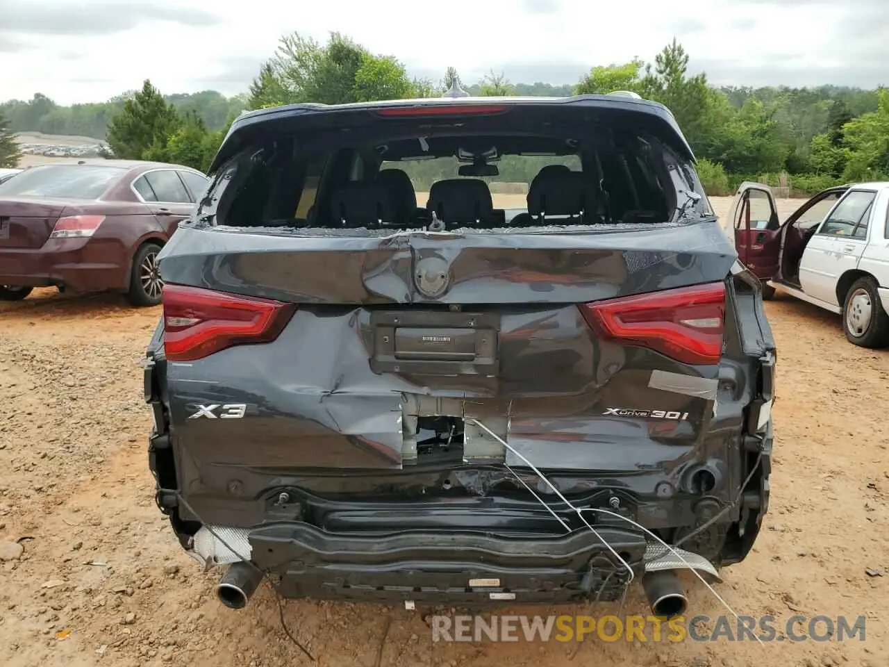 6 Photograph of a damaged car 5UXTR9C56KLR08676 BMW X3 2019