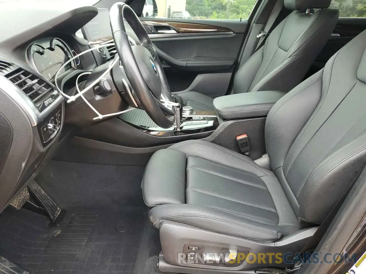 7 Photograph of a damaged car 5UXTR9C56KLR08676 BMW X3 2019