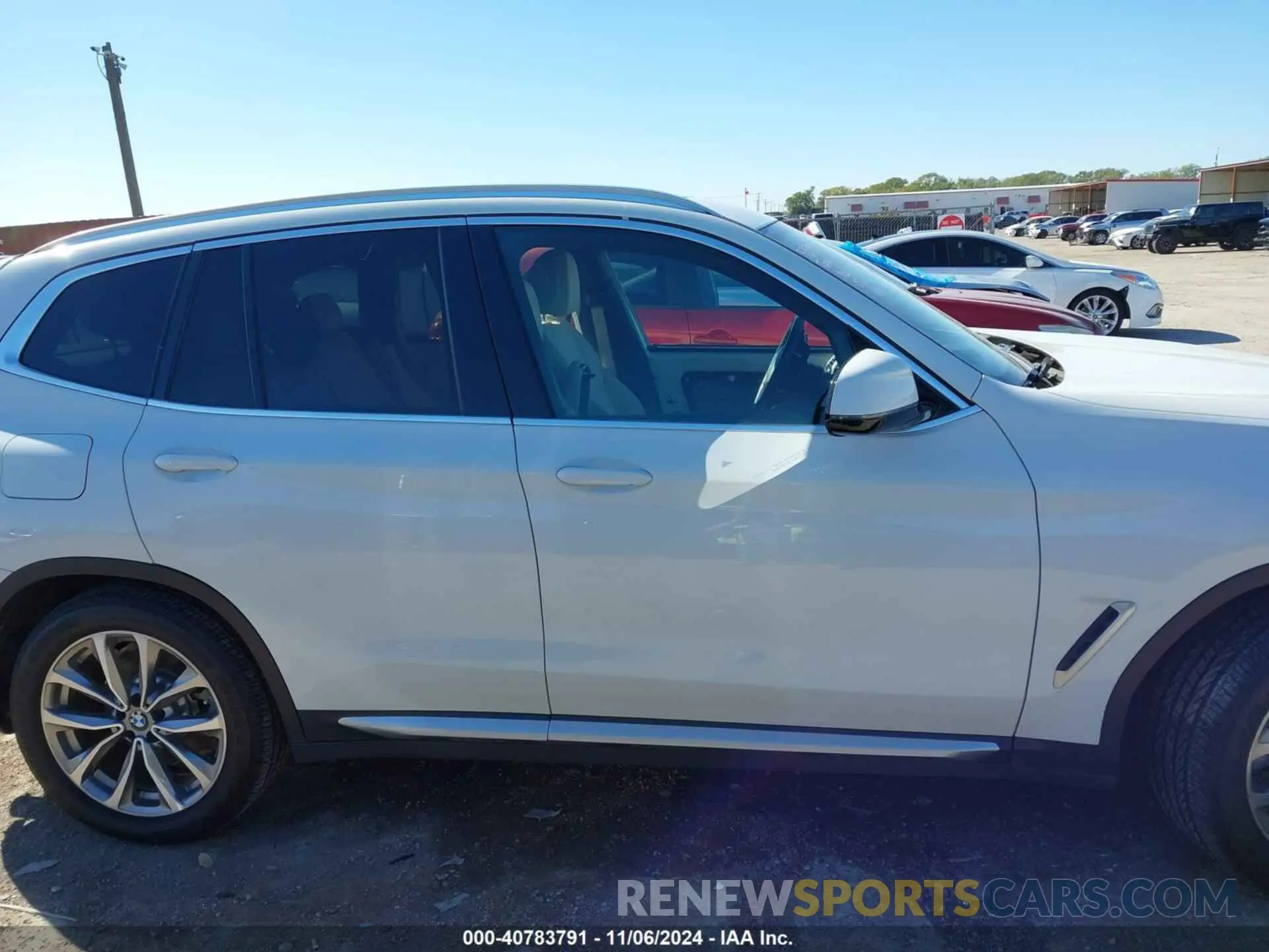 13 Photograph of a damaged car 5UXTR9C56KLR10184 BMW X3 2019