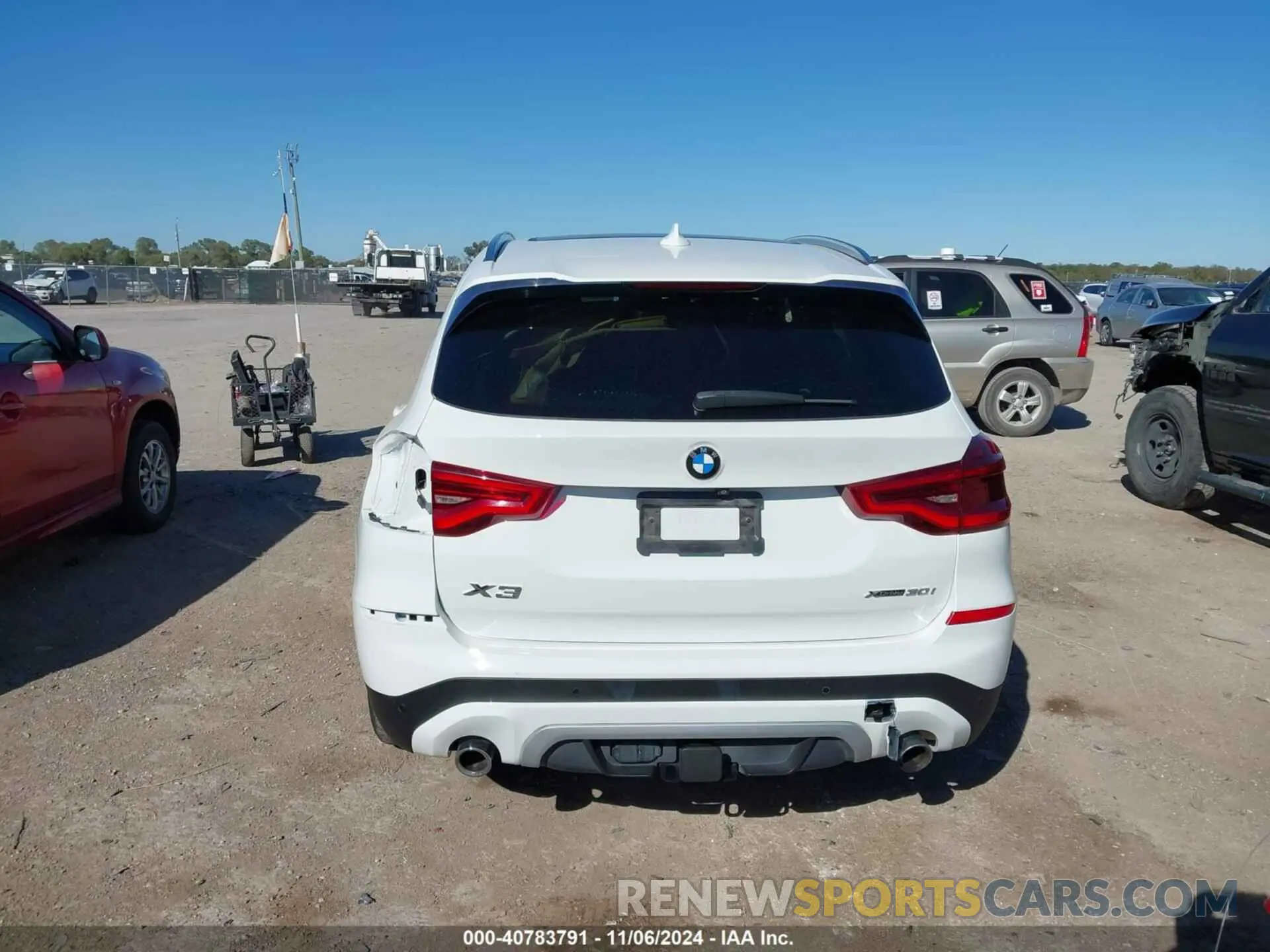 16 Photograph of a damaged car 5UXTR9C56KLR10184 BMW X3 2019