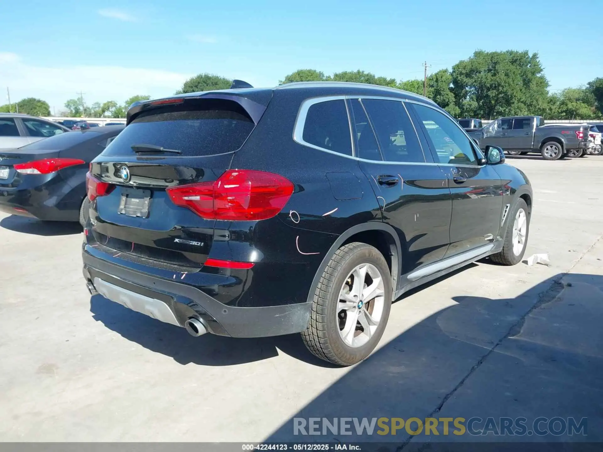 4 Photograph of a damaged car 5UXTR9C57KLD94095 BMW X3 2019