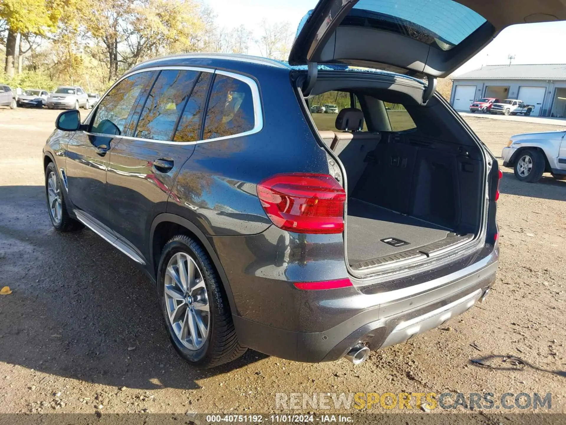 3 Photograph of a damaged car 5UXTR9C57KLE17830 BMW X3 2019