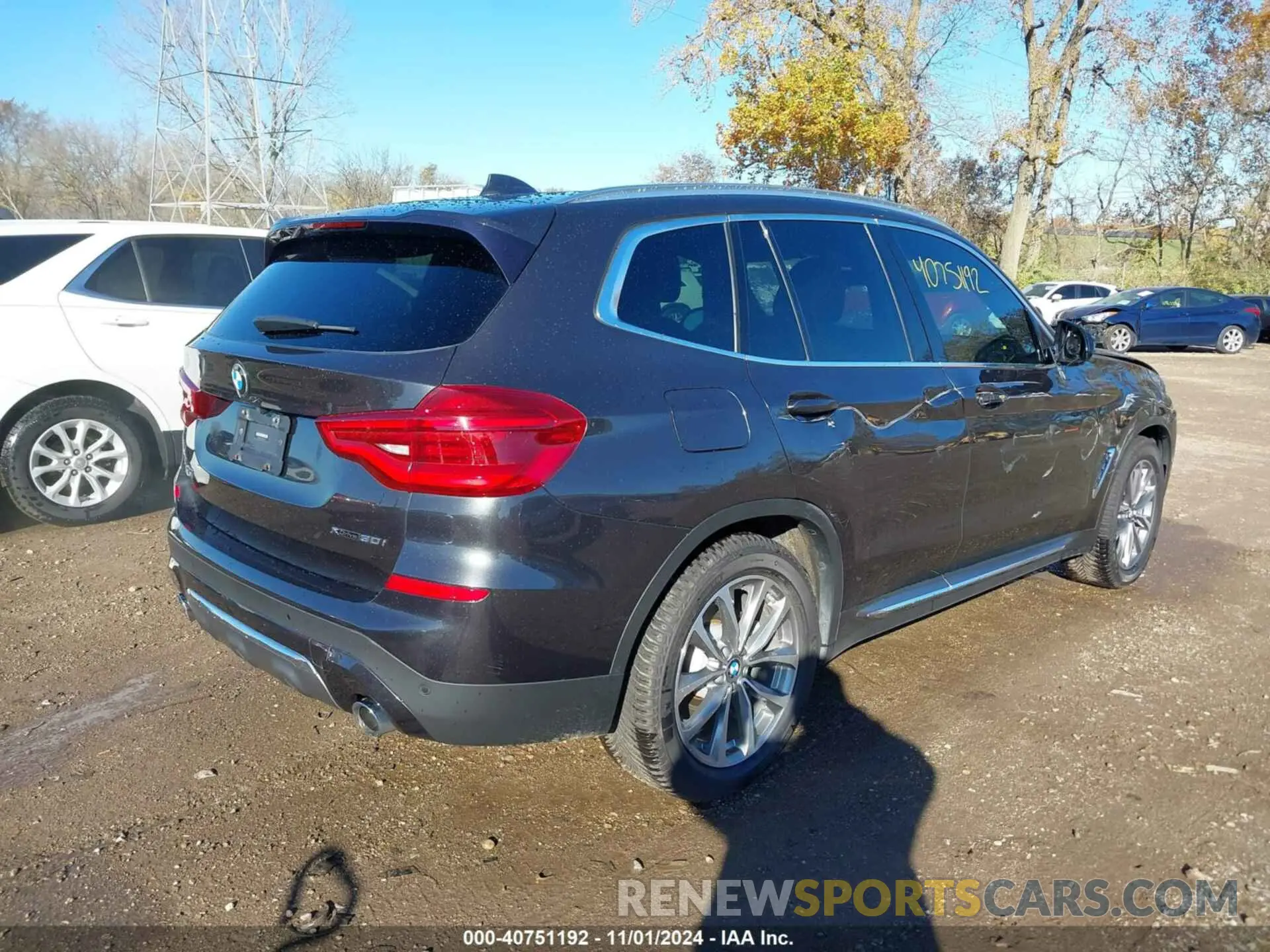 4 Photograph of a damaged car 5UXTR9C57KLE17830 BMW X3 2019