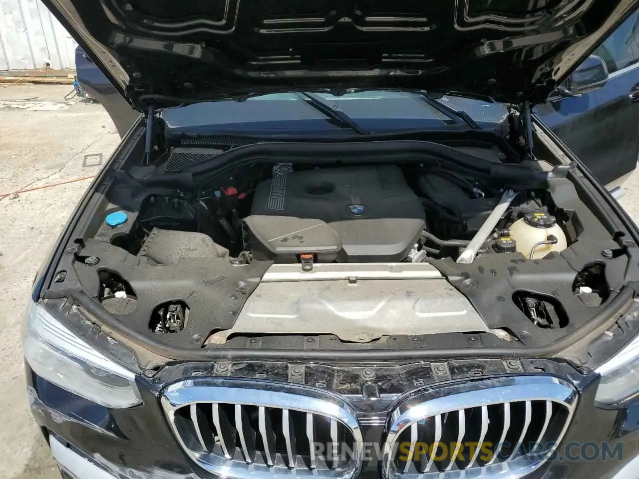 12 Photograph of a damaged car 5UXTR9C57KLE21991 BMW X3 2019