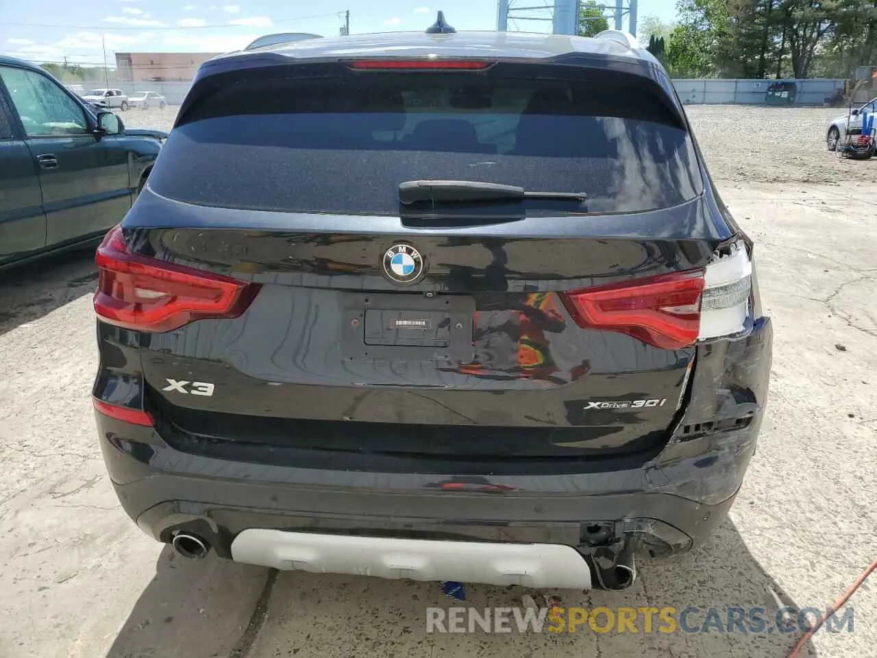 6 Photograph of a damaged car 5UXTR9C57KLE21991 BMW X3 2019