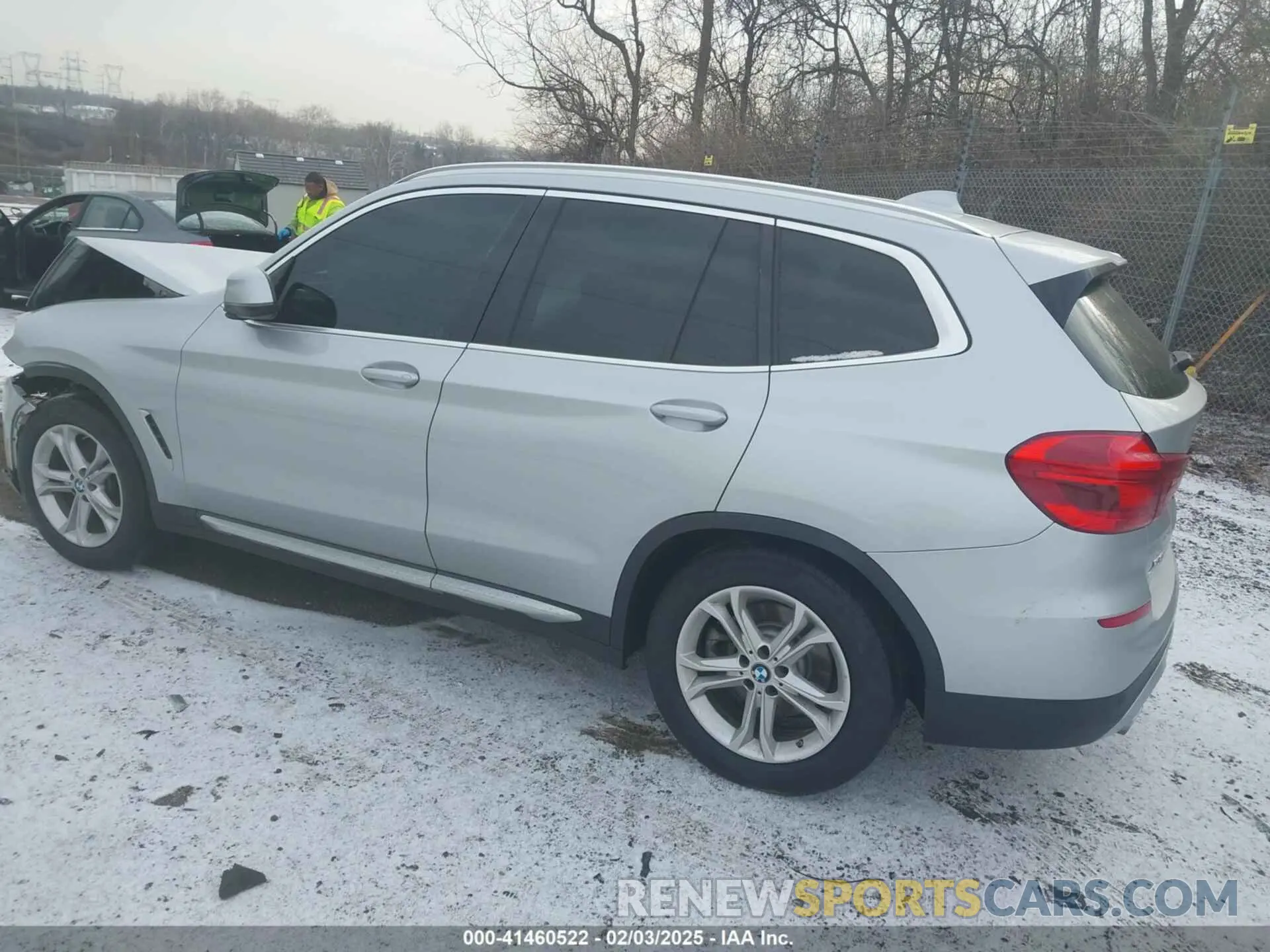 3 Photograph of a damaged car 5UXTR9C57KLP76883 BMW X3 2019