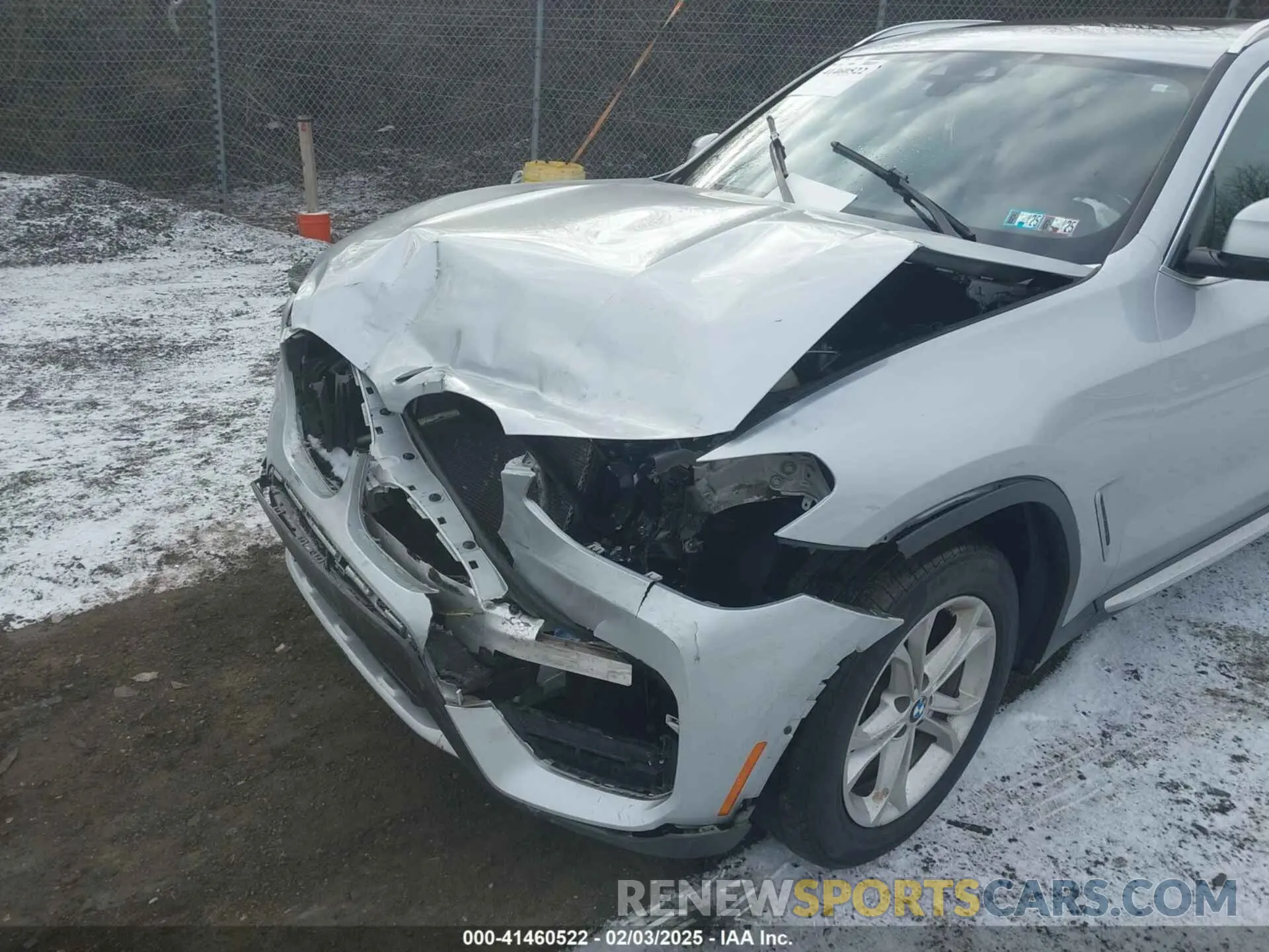 6 Photograph of a damaged car 5UXTR9C57KLP76883 BMW X3 2019