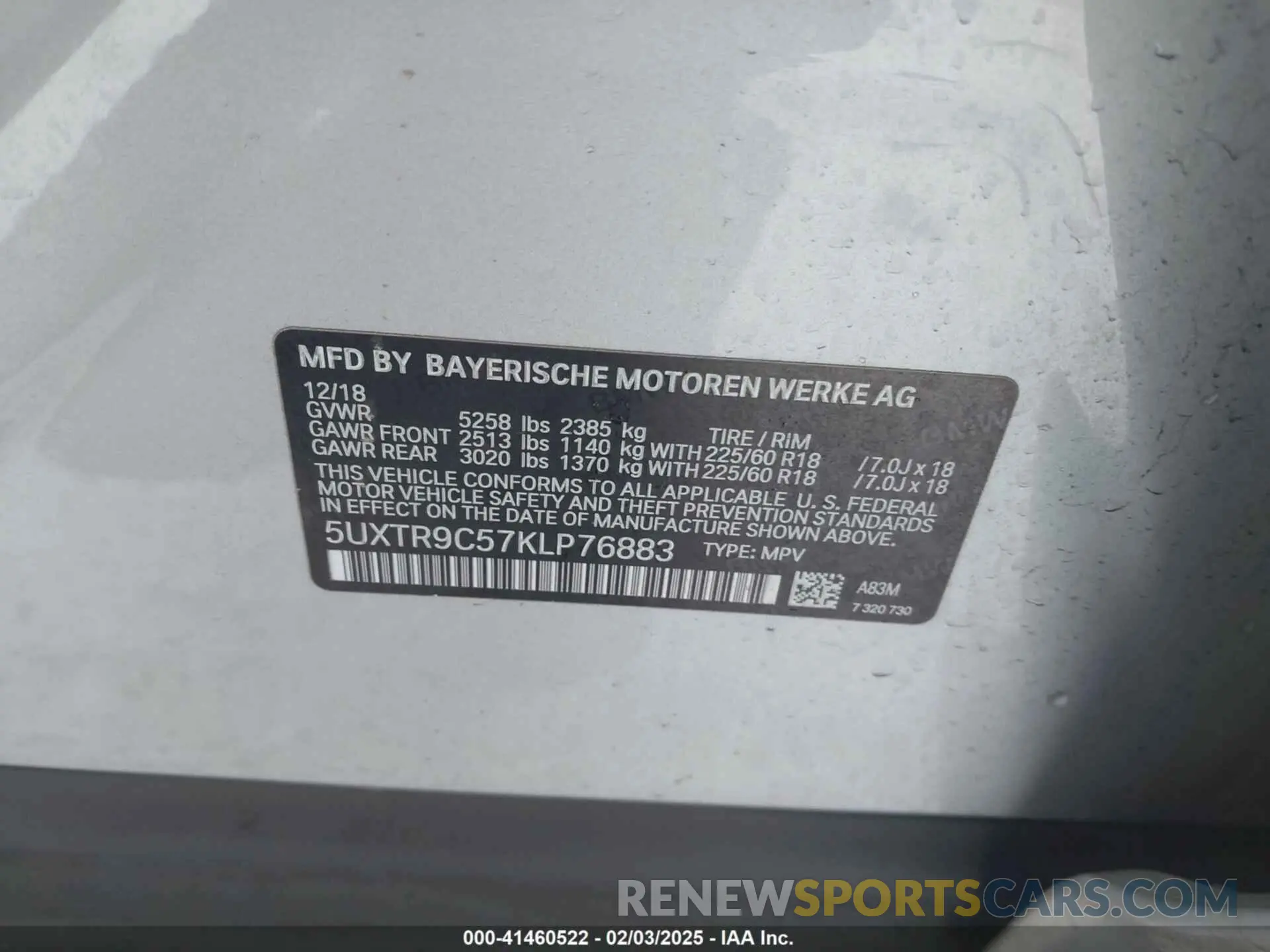 9 Photograph of a damaged car 5UXTR9C57KLP76883 BMW X3 2019