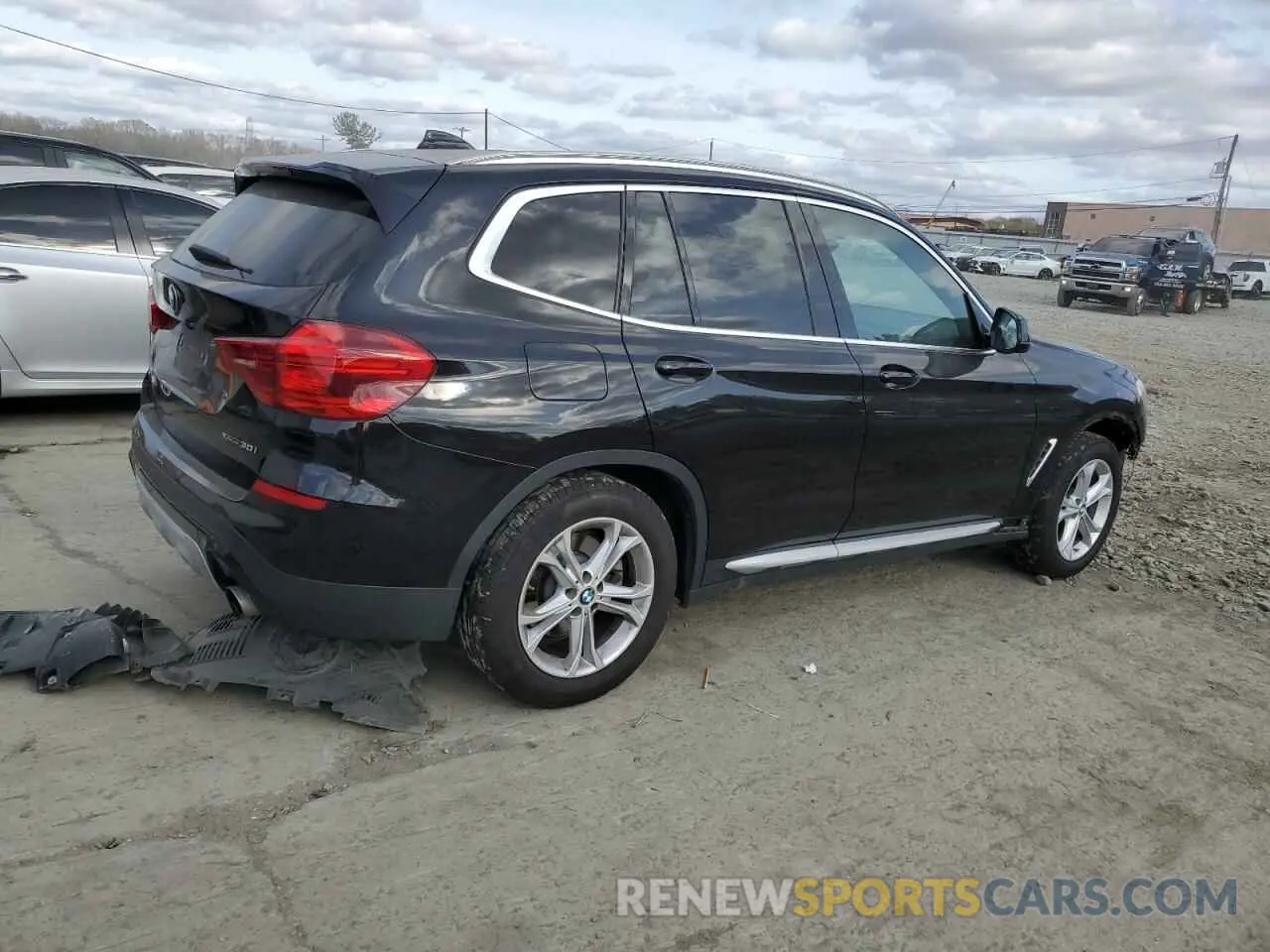 3 Photograph of a damaged car 5UXTR9C57KLP77189 BMW X3 2019