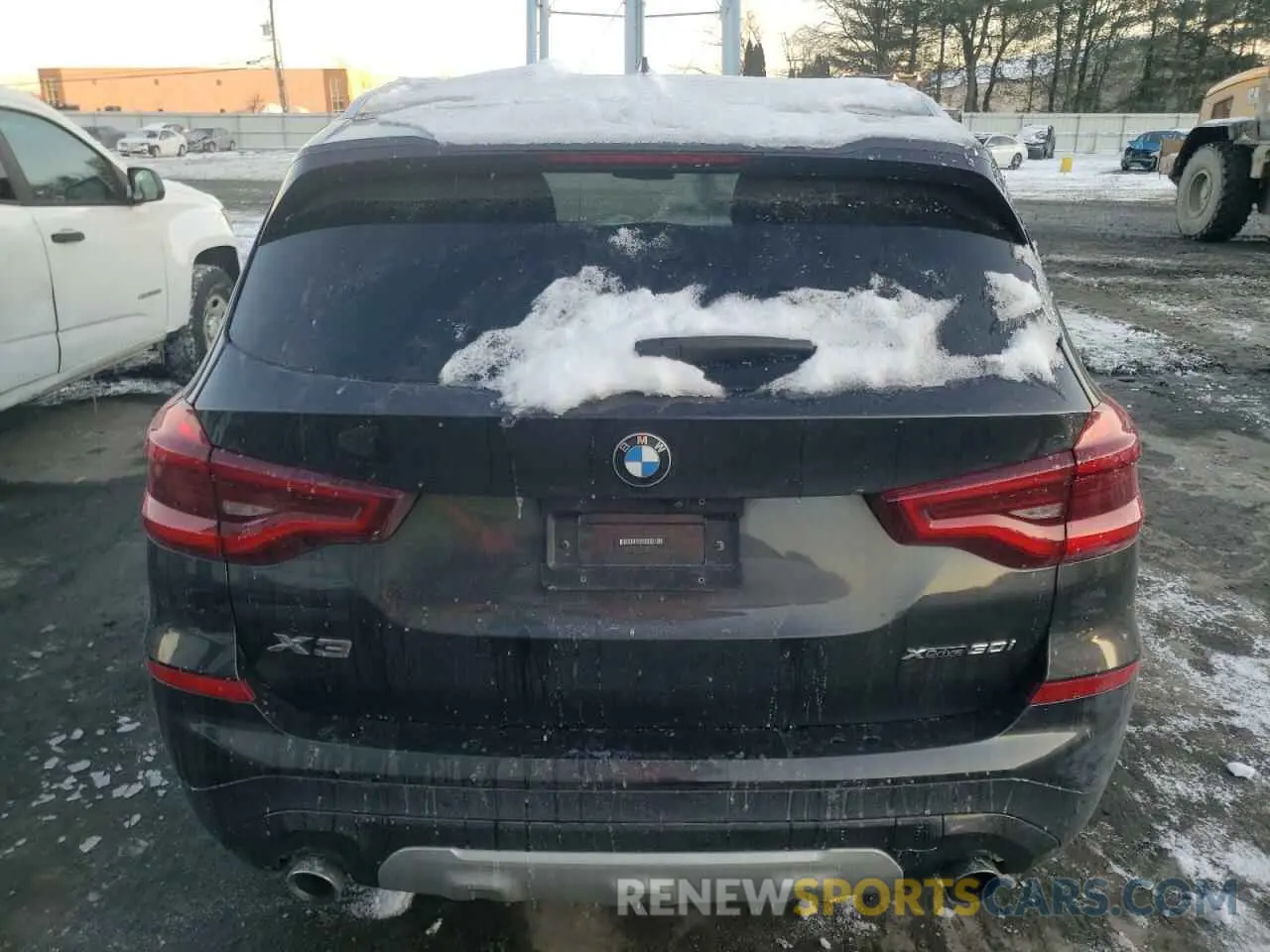 6 Photograph of a damaged car 5UXTR9C57KLP91755 BMW X3 2019
