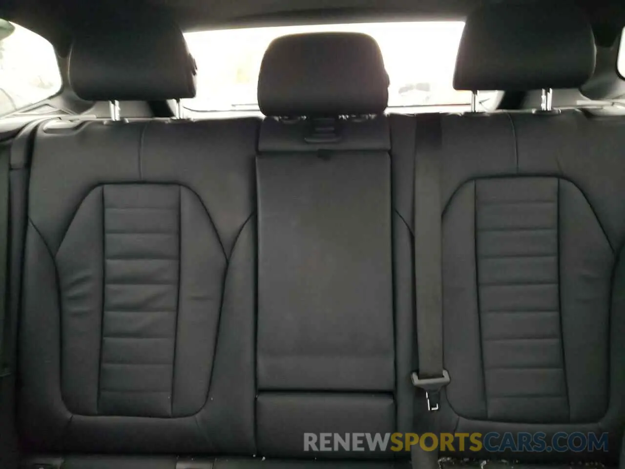 10 Photograph of a damaged car 5UXTR9C57KLP92842 BMW X3 2019