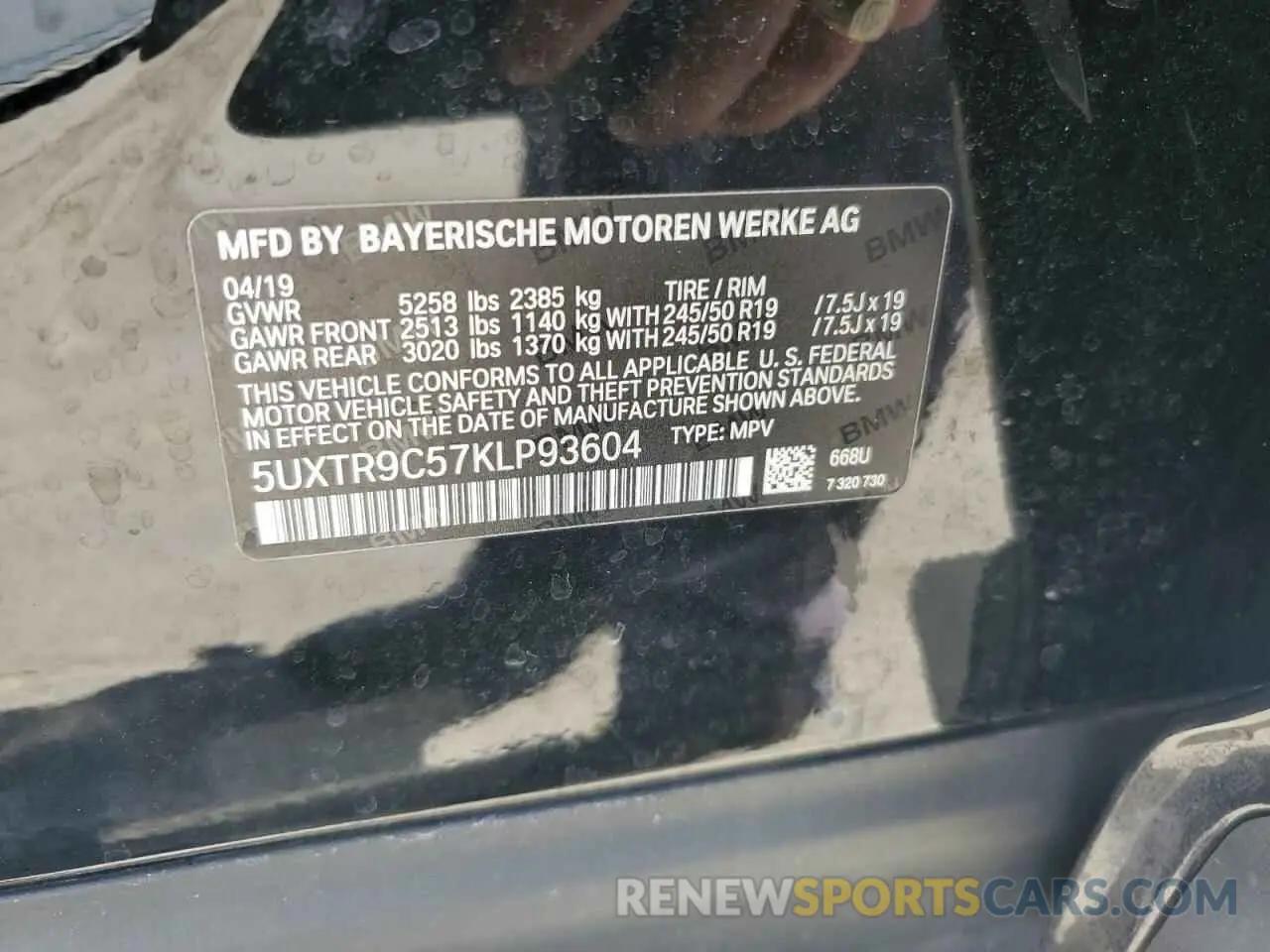 13 Photograph of a damaged car 5UXTR9C57KLP93604 BMW X3 2019