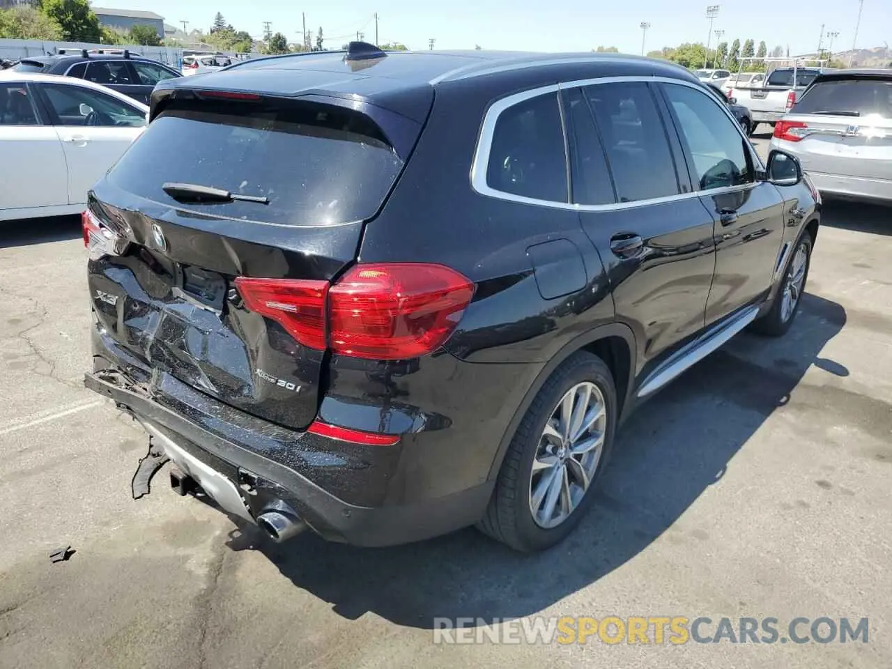 3 Photograph of a damaged car 5UXTR9C57KLP93604 BMW X3 2019